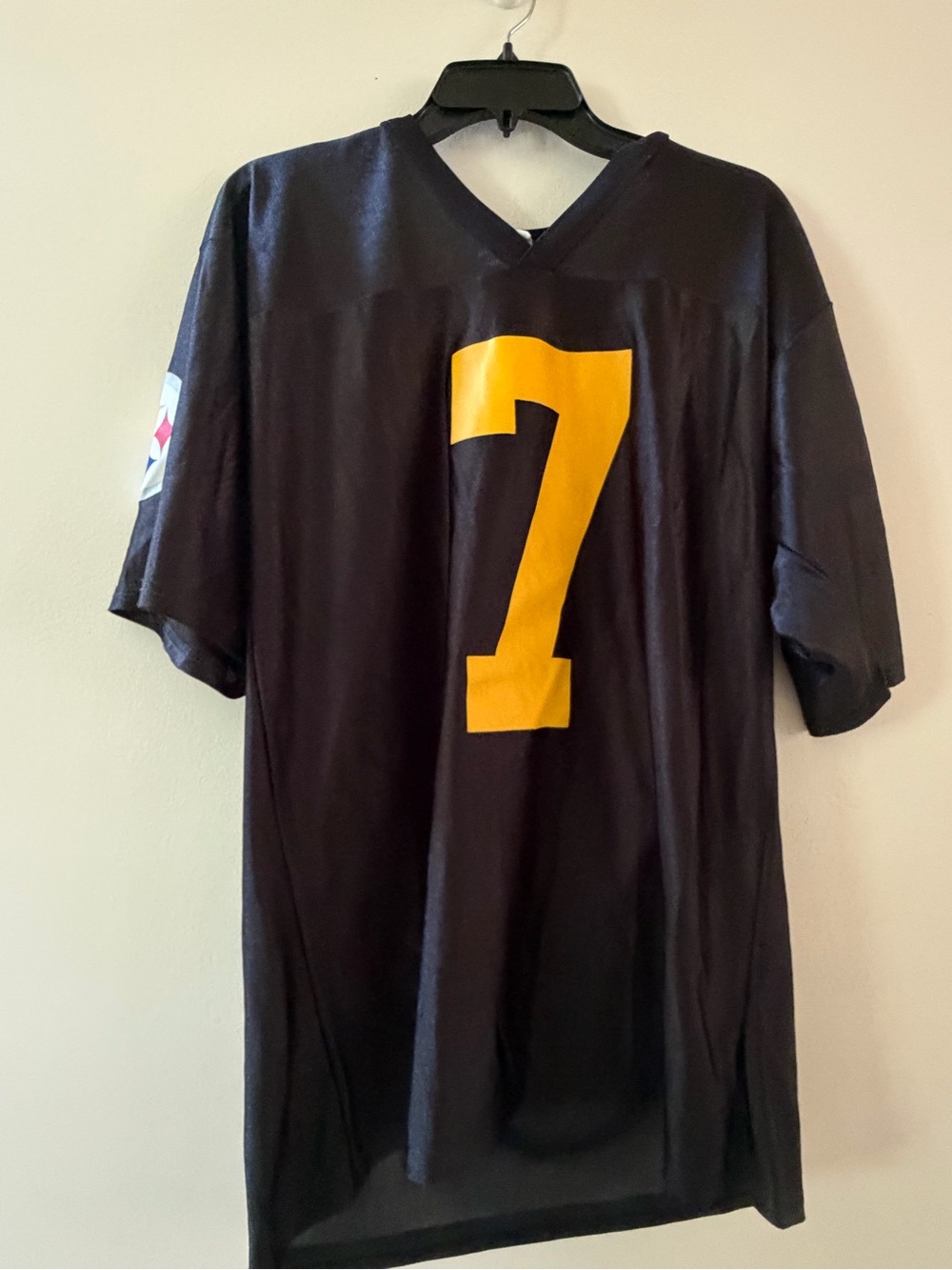 NFL Black Football Jersey with Gold Number 7 (Steelers)